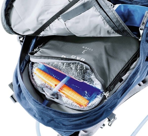Lämpösuoja DEUTER Streamer -lämpölaukulle 3,0 l, musta