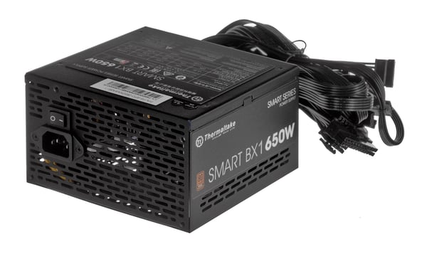 Thermaltake Smart BX1 strømforsyning 650 W 24-bens ATX ATX Sort