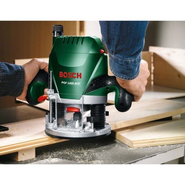 Bosch-jyrsin - POF 1400 ACE (1400 W. Toimitetaan lisävarustesarjan kanssa)