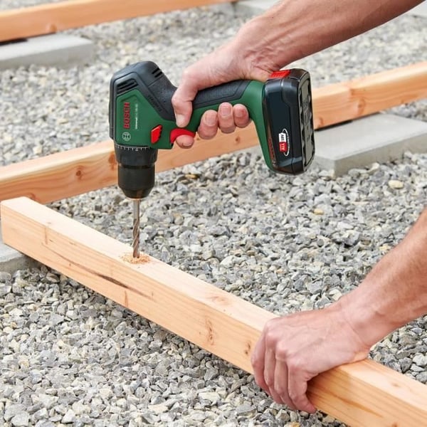 UniversalDrill 18V-60 (2 x 2,0 Ah) + AL 18V-20 porakone/ruuvinväännin