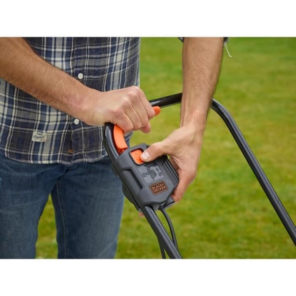 1200 W:n 32 cm:n johdollinen sähköruohonleikkuri - BLACK+DECKER - BEMW451-QS - 3 säädettävää korkeutta
