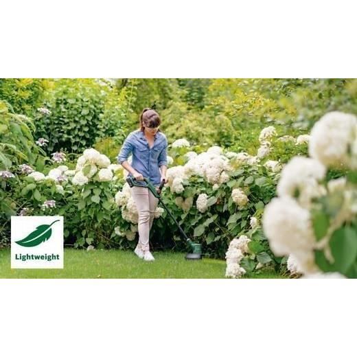 Bosch EasyGrassCut 18V-26 Grästrimmer + 1 st 2,5 Ah batteri och laddare