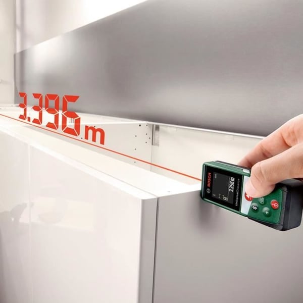 Bosch UniversalDistance 40 C -laseretäisyysmittari (tarkka etäisyyksien mittaus jopa 40 metriin asti). Bluetooth-yhteys. Toiminnot