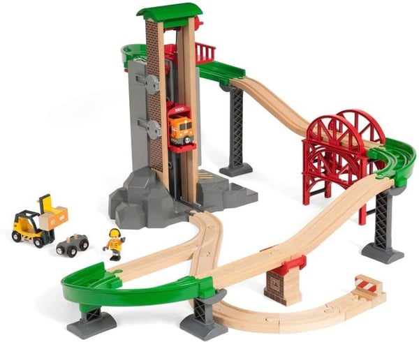 BRIO World Grand Circuit Multimodal Platform - 32-delt bokssæt - Trætogsæt - Ravensburger - Fra 3 år - 33887