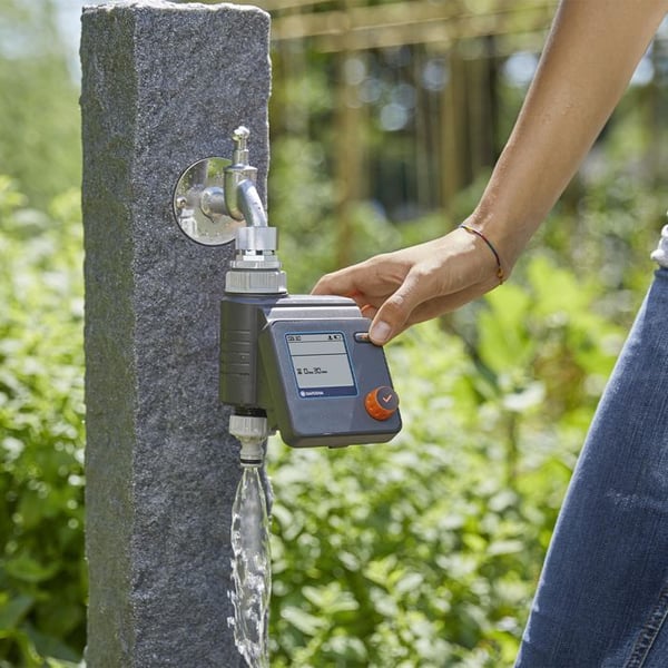 GARDENA Select bevattningstimer - LCD-display - Säkerhetsstoppsteknik - Tillverkad i Tyskland
