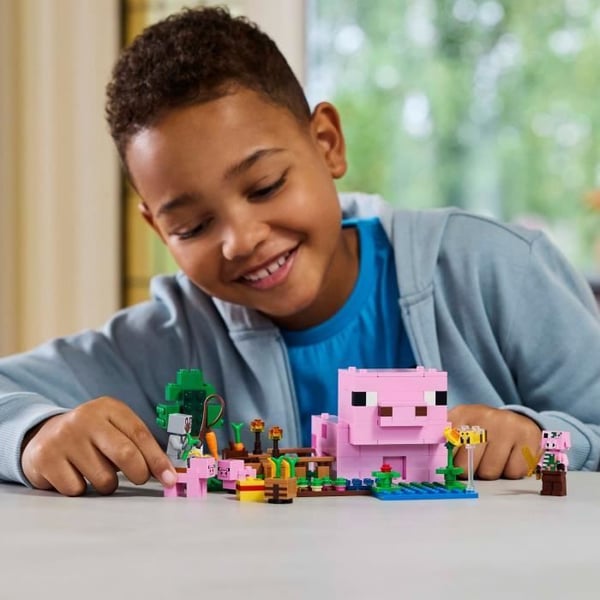 LEGO Minecraft 21268 Nasun talo - Rakennussetti 7-vuotiaille ja sitä vanhemmille tytöille