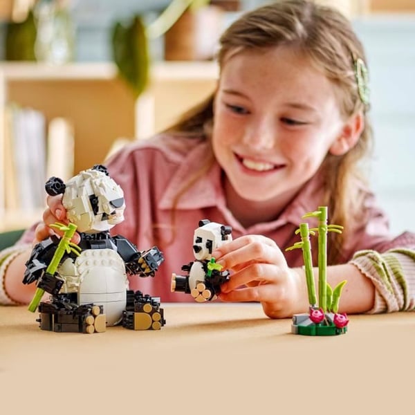 LEGO Creator 31165 3-in-1 Villieläimet: Panda -perhepeli tytöille 8-vuotiaille ja sitä vanhemmille