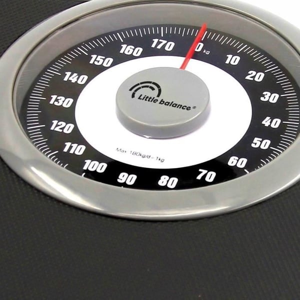 LITTLE BALANCE 8400 Comfort 180 mekaaninen henkilövaaka. 180 kg / 1 kg. Suuri näyttö. Kompakti. Musta ja kromi.