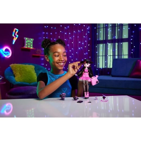 Monster High Draculaura-dukke med kæledyr og tilbehør HRP64