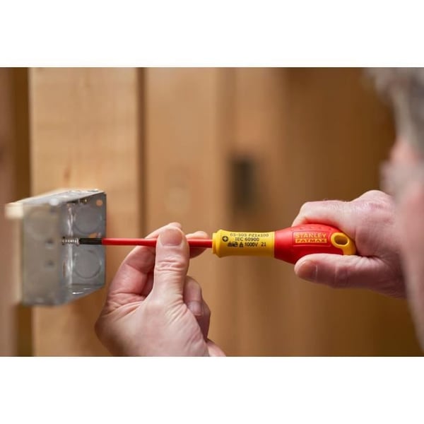 Sats med 2 skruvmejslar - STANLEY FATMAX - FMHT0-62649 - Isolerade kopplingsplintar 1000V - PZ1X100 + PZ2X125