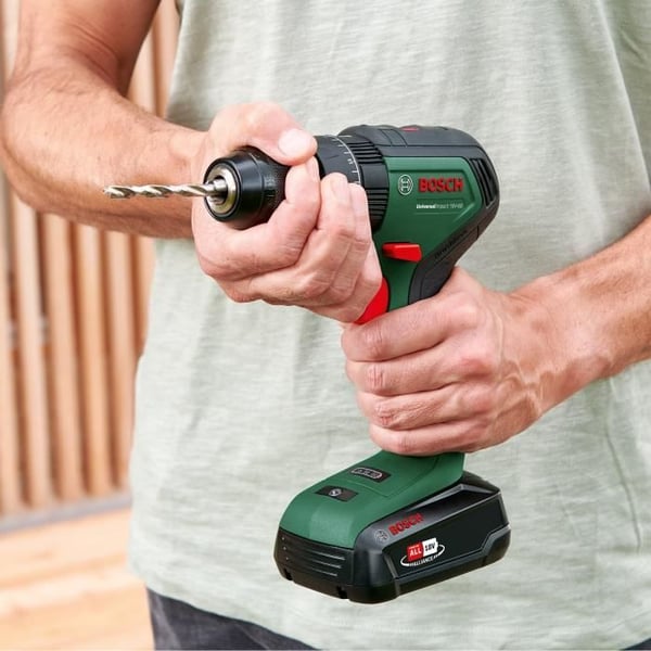Bosch UniversalImpact 18V60 Harjaton Porakone/Ruuvinväännin (+2 x 2,0 Ah akkua) + AL 18V-20 Laturi - 06039D7102