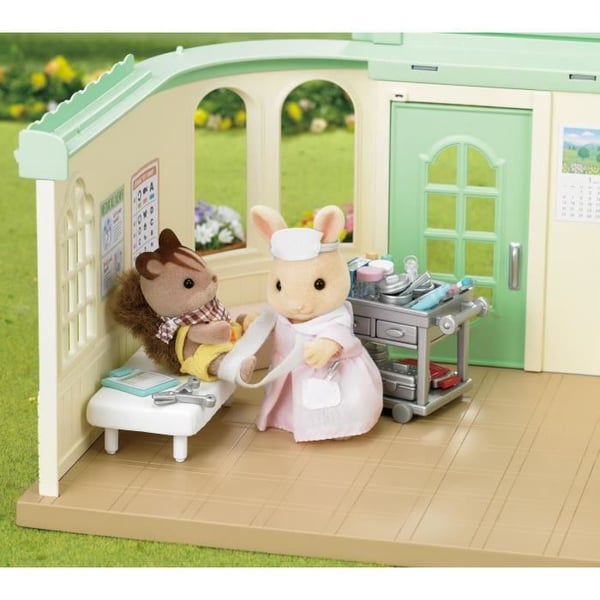 Miniatyyrihahmot - SYLVANIAN FAMILIES - Sairaanhoitaja ja tarvikkeet potilaiden hoitoon ja ruokkimiseen