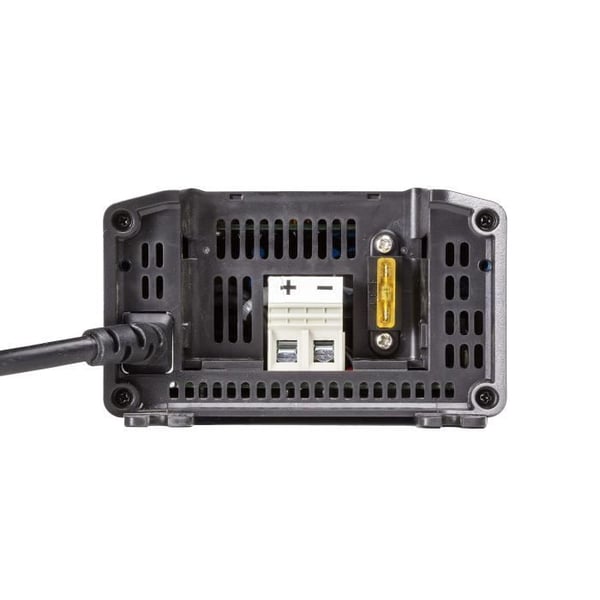 VICTRON Blue Smart IP22 -laturi - 12 V - 20 A - 1 lähtö