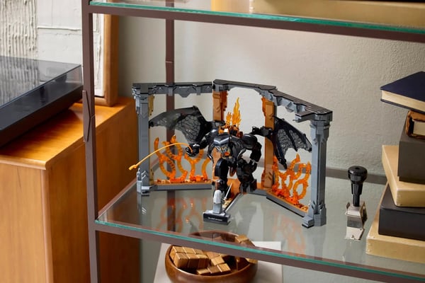 LEGO ICONS 10367 Sagan om ringen: Balrog-bokhörnan