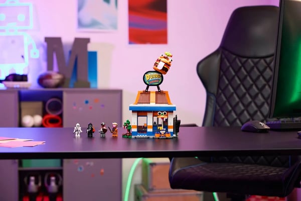 LEGO FORTNITE 77076 Durrr Burger Restaurant