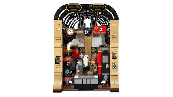 LEGO HARRY POTTER 76450 Bokvrå: Hogwarts Express