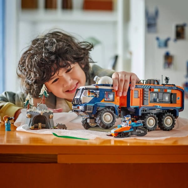 LEGO CITY 60471 Arktinen Tutkimusmatkailija Tiedelaboratorion Kuorma-auto