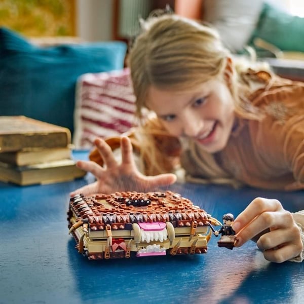 LEGO Harry Potter 76449 Den uhyrlige bog om monstre - Legetøj til drenge i alderen 9 år