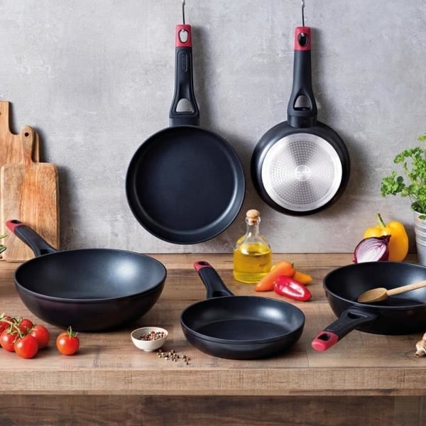 Stegepande - PYREX - 1455015 - Smedet aluminium - Non-stick - 20 cm - PFAS-fri