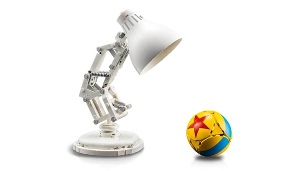 LEGO IDÉER 21357 Disney Pixar Luxo Jr.