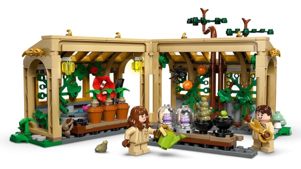 LEGO HARRY POTTER 76445 Hogwarts Slot - Urtemedicinklasse