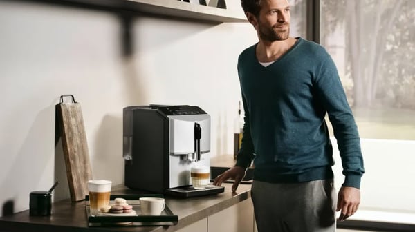 Siemens TF303E01 EQ300 espressomaskin (silver; 1300W)
