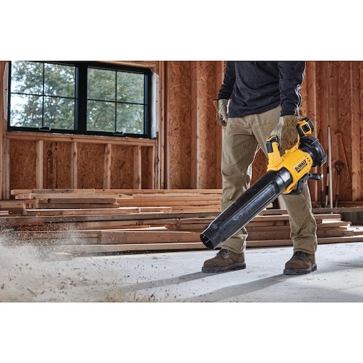 DeWALT DCMBL562P1-QW sladdlös lövblås 200 km/h Svart. Gul 18V Litiumjon (Li-jon)