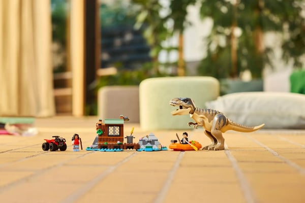 LEGO JURASSIC WORLD 76975 T-Rex Flodflugt