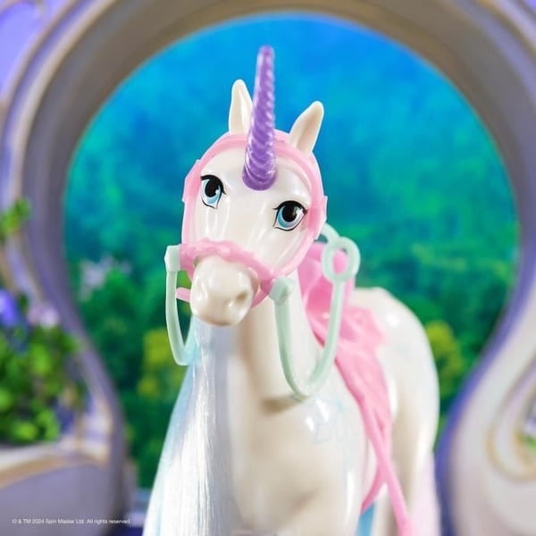 Unicorn Academy - 28 cm figur - Galcier eller Cinder - Slumpmässig modell - Från 4 år - Unicorn School