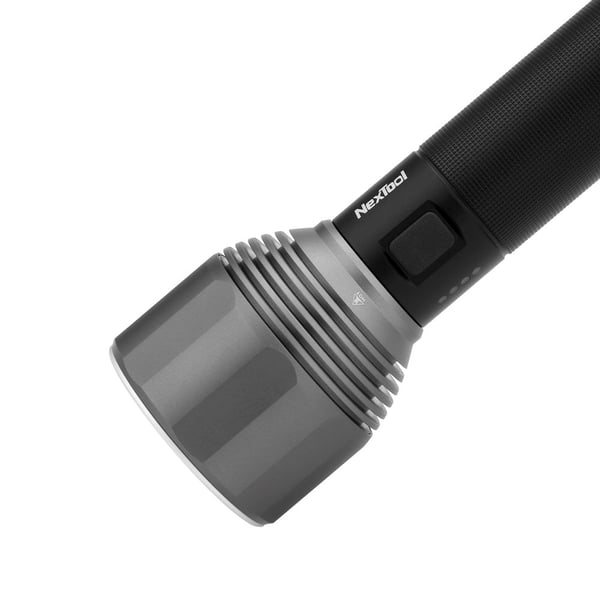 NexTool NE0126 LED håndholdt lommelygte 2.000 lm 380 m 140 timer genopladeligt batteri