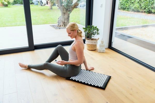 Medisana MM 100 akupressurmatta med värmefunktion