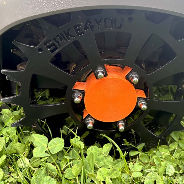 Husqvarna Automower 435, 535X AWD -robottiruohonleikkurin pyörät, ruostumatonta terästä, 3 mm