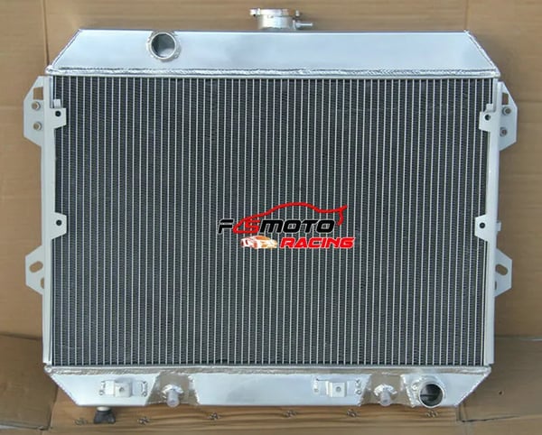 Radiator, Aluminium, Kerne Dimensioner 16-1/2" H x 23-3/4" B, Samlede Dimensioner 23" H x 26-3/4" B, Øverste Indløb 1-1/2", Nederste Udløb 1-1/2"