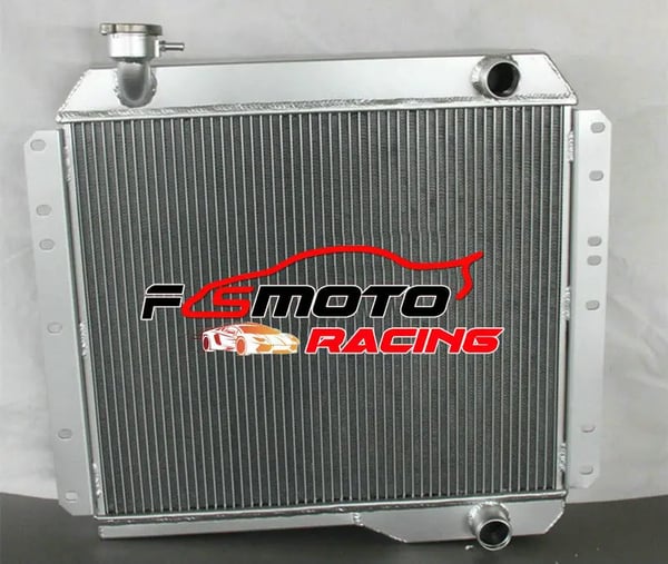 Radiator, Kerne Størrelse 490 mm x 430 mm, Samlet Størrelse 565 mm x 540 mm, Indløbsdiameter 38 mm, Udløbsdiameter 38 mm
