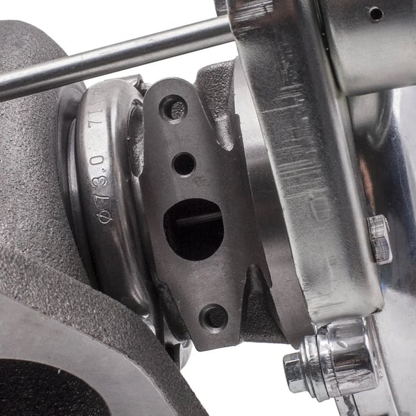 Turbocharger til Toyota Hiace Hilux Land Cruiser, kompatibel med 2.5L 2KD-FTV, holdbar legeringskonstruktion, balanceret ydeevneteknologi.
