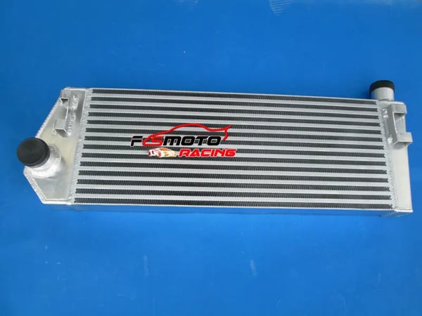 Intercooler, Aluminiumkonstruktion, Kerne størrelse 244mm x 635mm x 60mm, Samlet størrelse 302mm x 795mm x 110mm, Indløb/Udløb 50mm