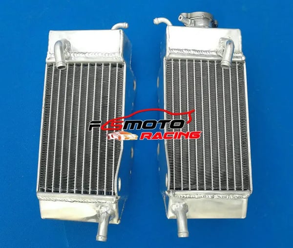 Radiator, Aluminium Material, Dimensioner 18x15x2 tommer, Kompatibel med Honda CR125 CR250 1983, Forbedret Køleeffektivitet, Direkte Montering