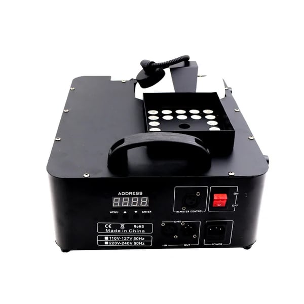 Tågemaskine, 1500W effekt, 2,5 L røgkapacitet, 4000 kubikfod/min output, 6 DMX kanaler, CE- og RoHS-certificeret