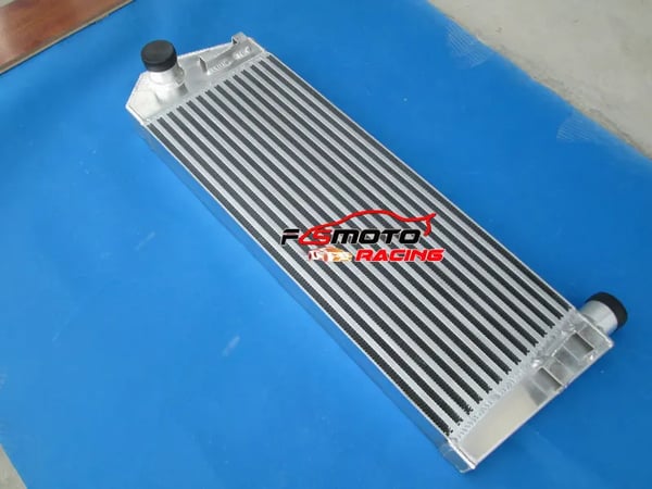 Intercooler, Aluminiumkonstruktion, Kerne størrelse 244mm x 635mm x 60mm, Samlet størrelse 302mm x 795mm x 110mm, Indløb/Udløb 50mm