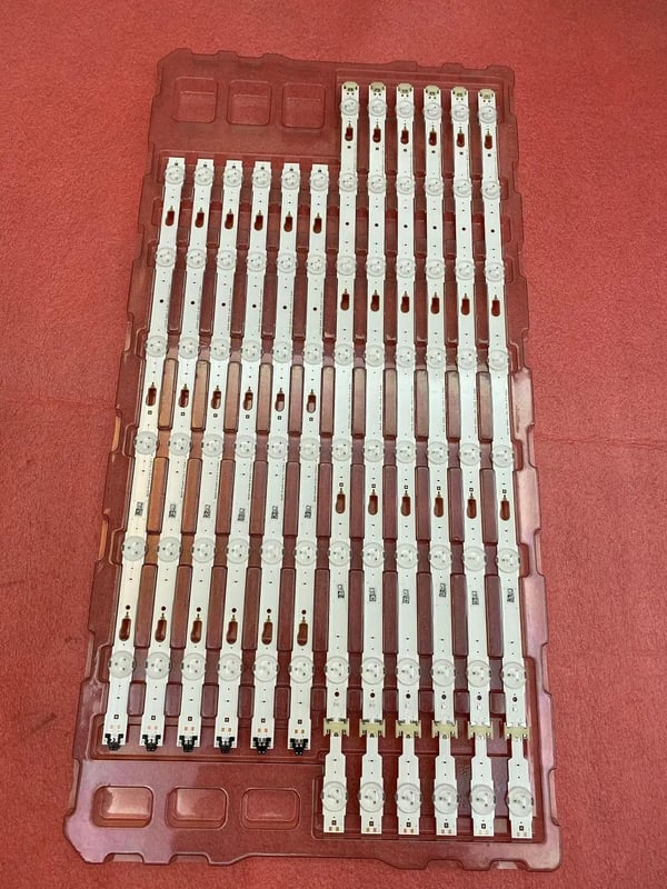 LED Baggrundsbelysningsbar, Kobbermateriale, 1128 mm Dimensioner, Kompatibilitet med Flere TV-modeller, Gennemsnitlig Levetid 100000 timer