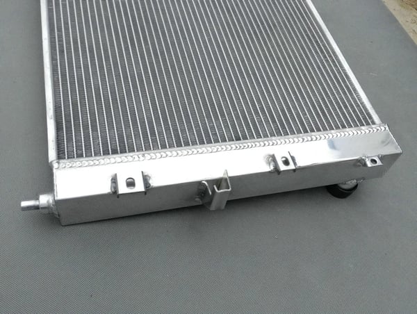 Aluminiumkøler, Forbedret Køleydelse, Direkte Pasform til Land Rover,Radiator Kun