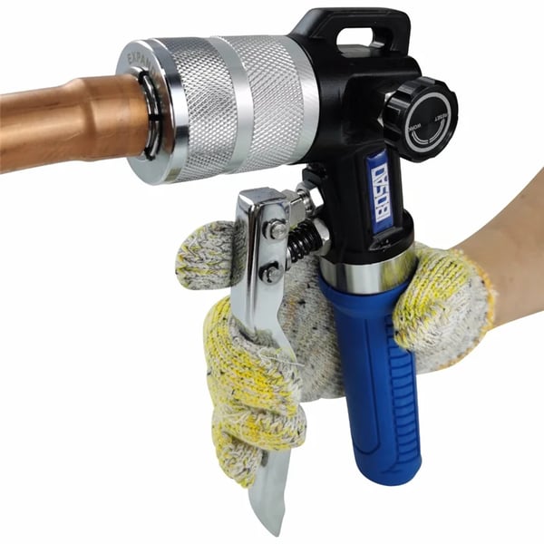 Hydraulinen putkenlaajennin, korkealaatuinen alumiiniseos, 11 kokoa 3/8\" - 1-5/8\", sisältää viilaustyökalun, malli VG-300AL, suunniteltu erilaisille pehmeille putkille