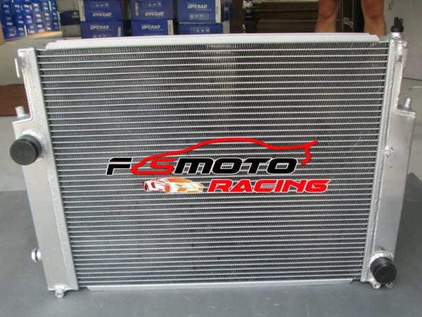 Aluminiumkøler til BMW E36 M3 og Z3, høj køleeffektivitet, holdbar konstruktion, perfekt pasform til flere modeller.