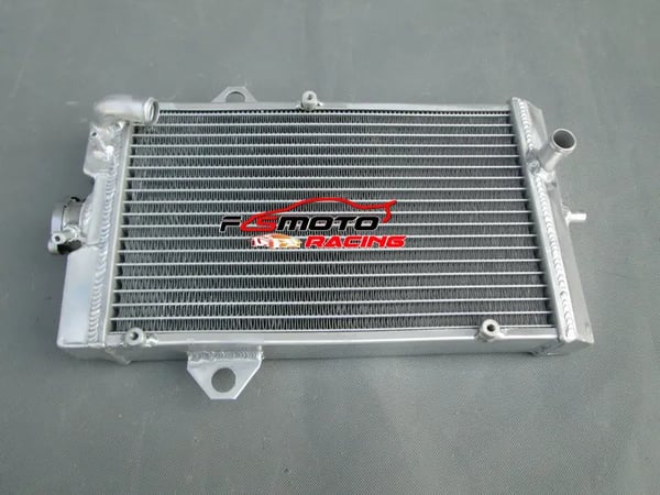 Radiator, Aluminium Materiale, Kompatibel med 2006-2012 Yamaha Raptor 700/700R, Forbedret køleydelse, Nem installation, Holdbar konstruktion