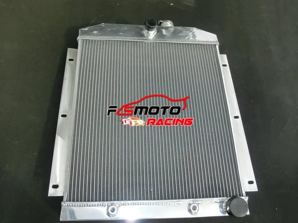 Chevy Truck Aluminium Radiator, 3-Rækket Design, Holdbar Konstruktion, Perfekt Pasform til 1947-1954 Modeller