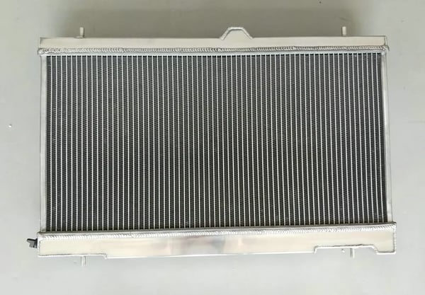 Radiator, Aluminiumkonstruktion, Forbedret Køleeffektivitet,Radiator og 2 blæsere