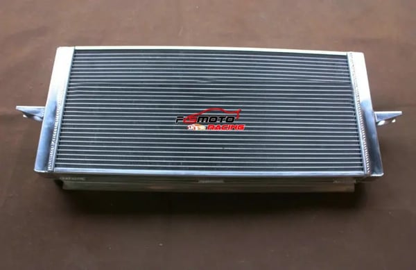 Aluminiumkøler, Kompatibilitet med FORD ESCORT SIERRA RS500/RS COSWORTH 2.0, Høj termisk ledningsevne, Korrosionsbestandig, Letvægtsdesign
