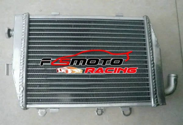 Aluminiumkøler, præcisionspasform til Honda SP1 RC51, overlegen holdbarhed, effektiv motorafkøling.