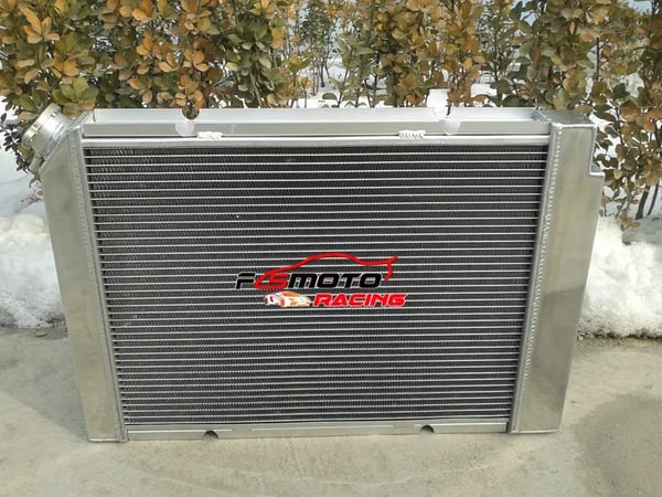 Aluminium Radiator, Kerne Dimensioner 19 3/4" x 14 1/4", Samlede Dimensioner 24" x 16 1/2", Øverste Indløb 1 5/16", Nederste Udløb 1 5/16"