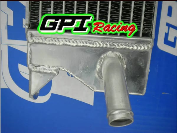 Aluminiumkøler, 10 tommer længde, 10 tommer bredde, 10 tommer højde, 1,5 kg vægt, Kompatibel med KAWASAKI KX80 KX85 KX100